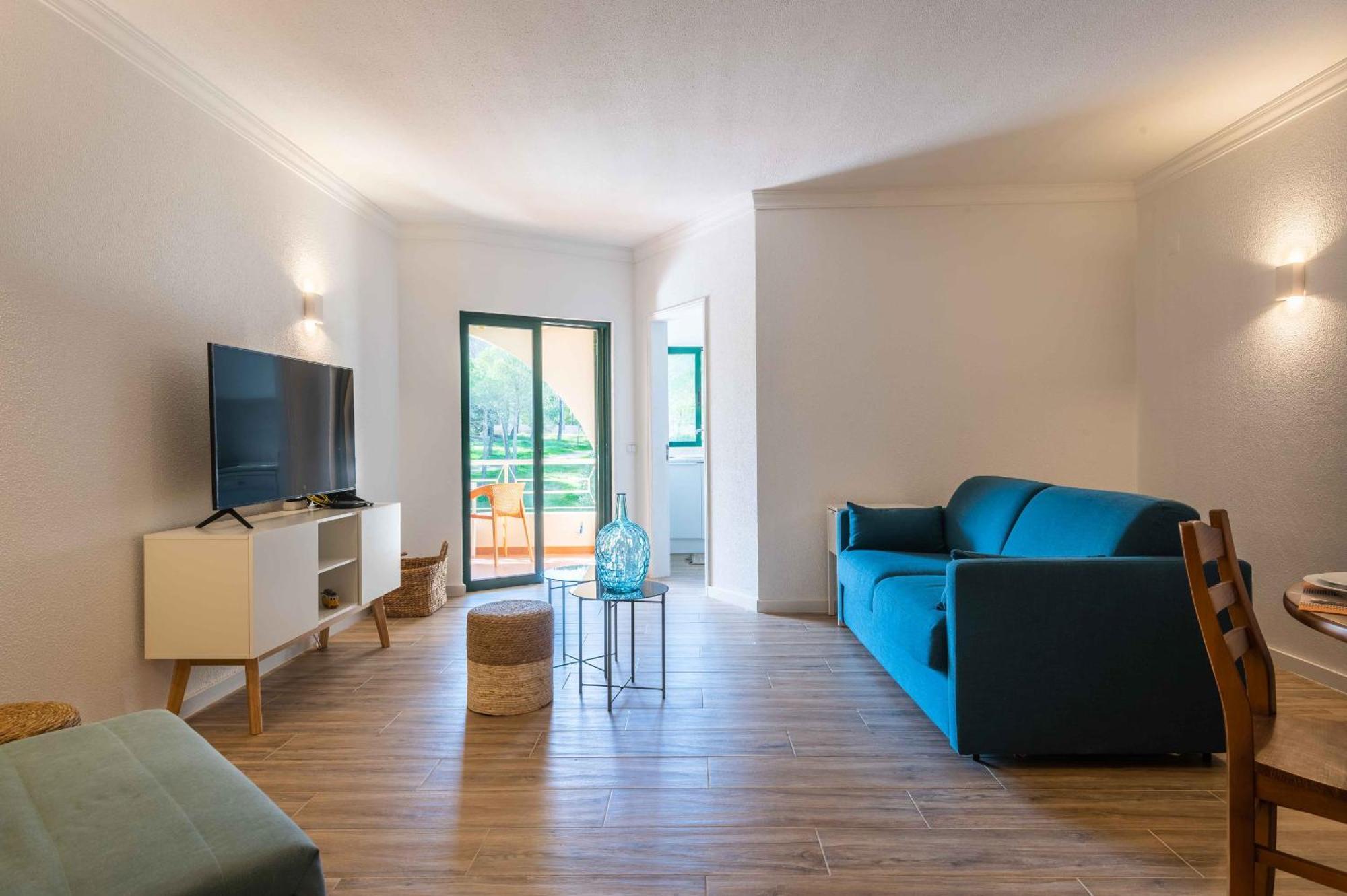 Salgados 1 Bedroom Apartment - 500M From The Beach Guia  Exteriör bild